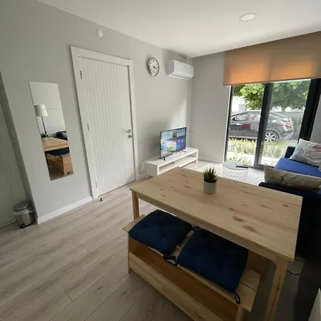 Flat For Rent 5 Minute From Airport