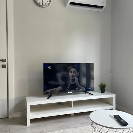 Flat For Rent 5 Minute From Airport