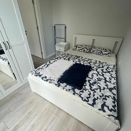Flat For Rent 5 Minute From Airport *