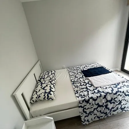 Flat For Rent 5 Minute From Airport *