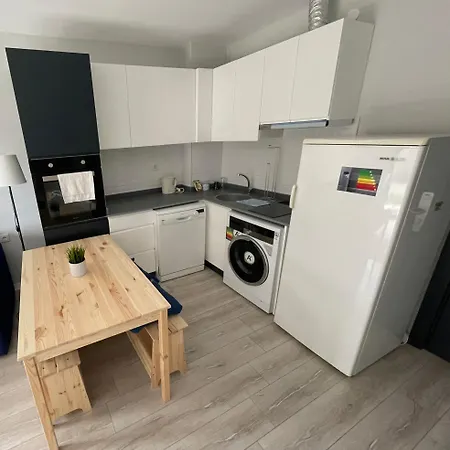 Flat For Rent 5 Minute From Airport Apartment